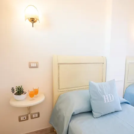 Hotel Daniel